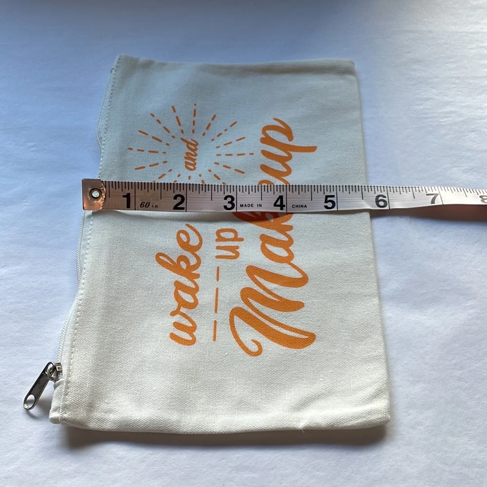 White‎ cosmetic makeup bag zipper closure lightweight canvas NWOT